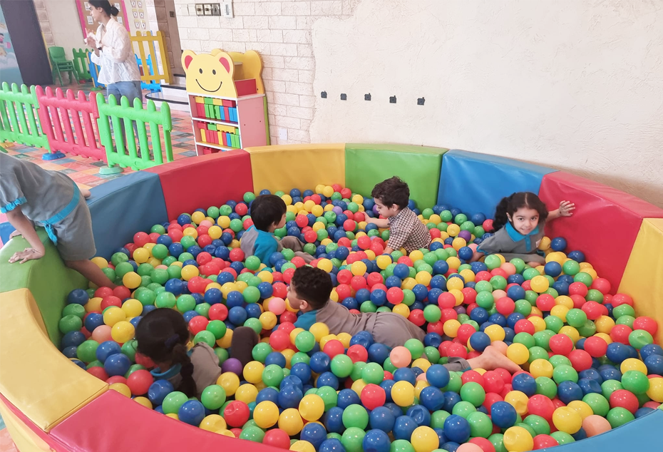 LITTLE PEARLS NURSERY