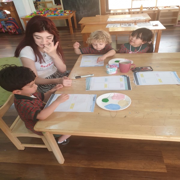 حضانة اكاديميا