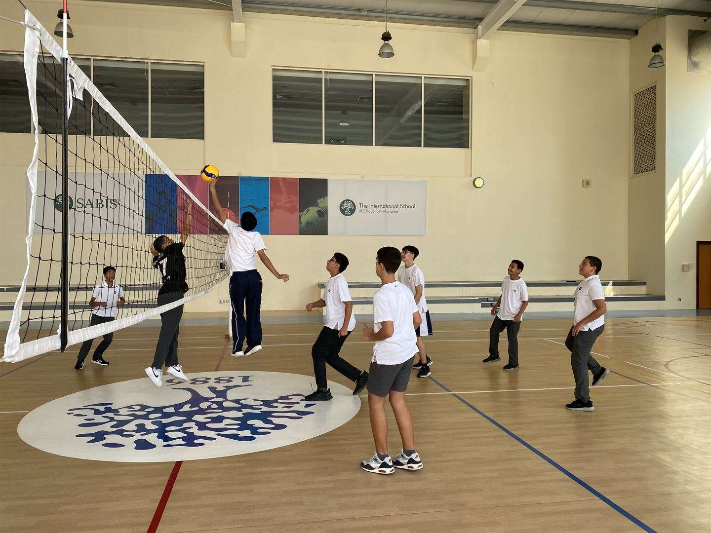 مدرسة الشويفات الدولية